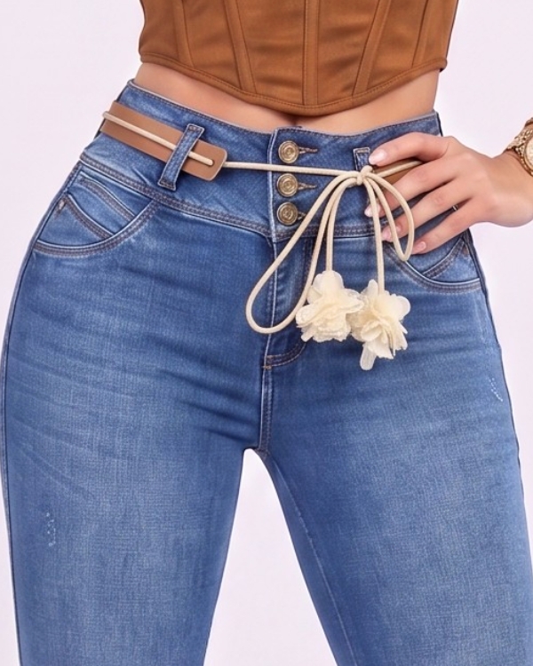 JEAN STRETCH TIRO ALTO 3 BOTONES SIN BOLSILLOS BOTA TUBO